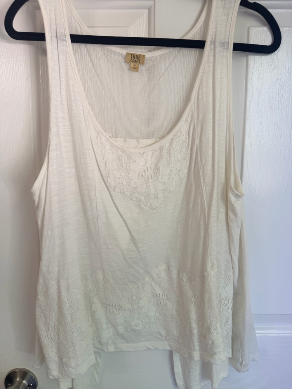 True Craft Cream Lace-Accent Tank Top